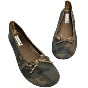 AEO Ballet Flats 12 Camouflage w/ Gold